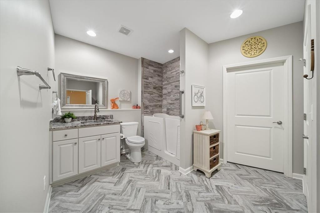 223 Bakers Farm Circle