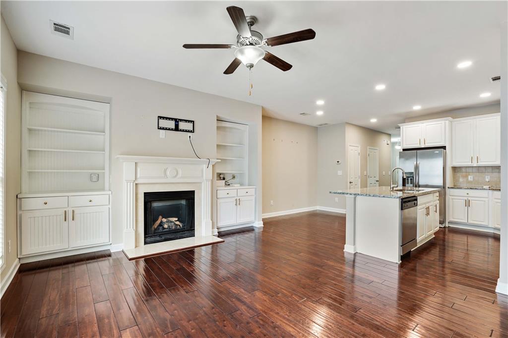 1221 Lavista Road NE