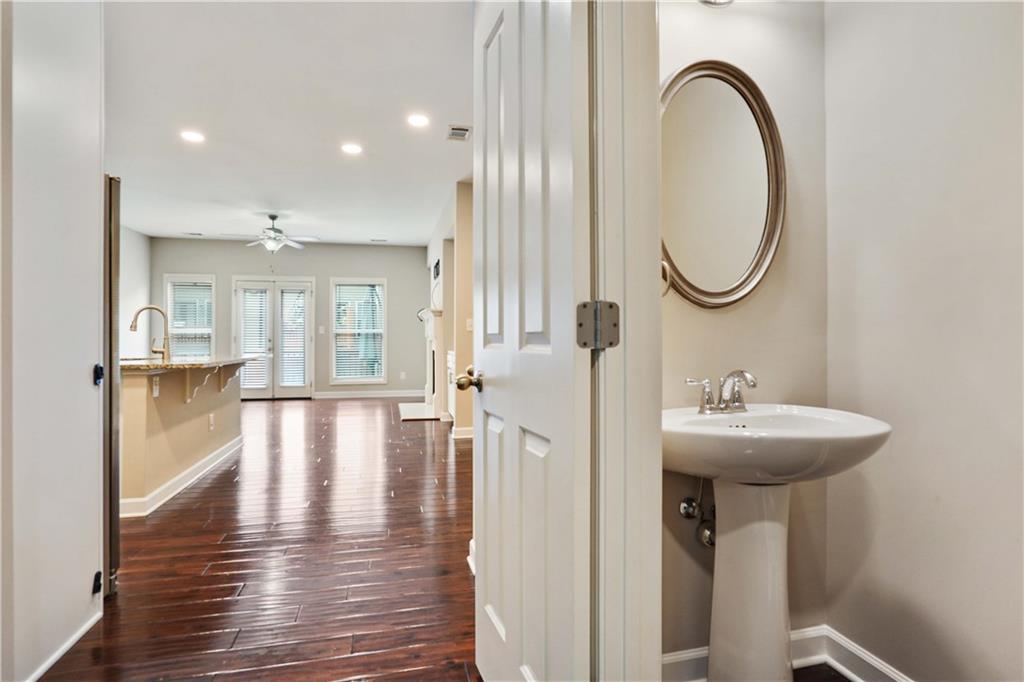 1221 Lavista Road NE