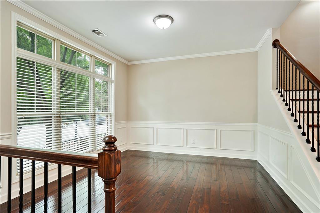 1221 Lavista Road NE