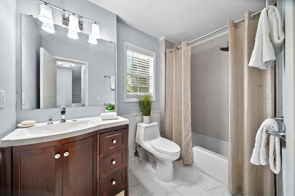 2281 Tarian Drive