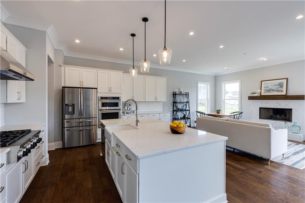 9115 Eifel Court