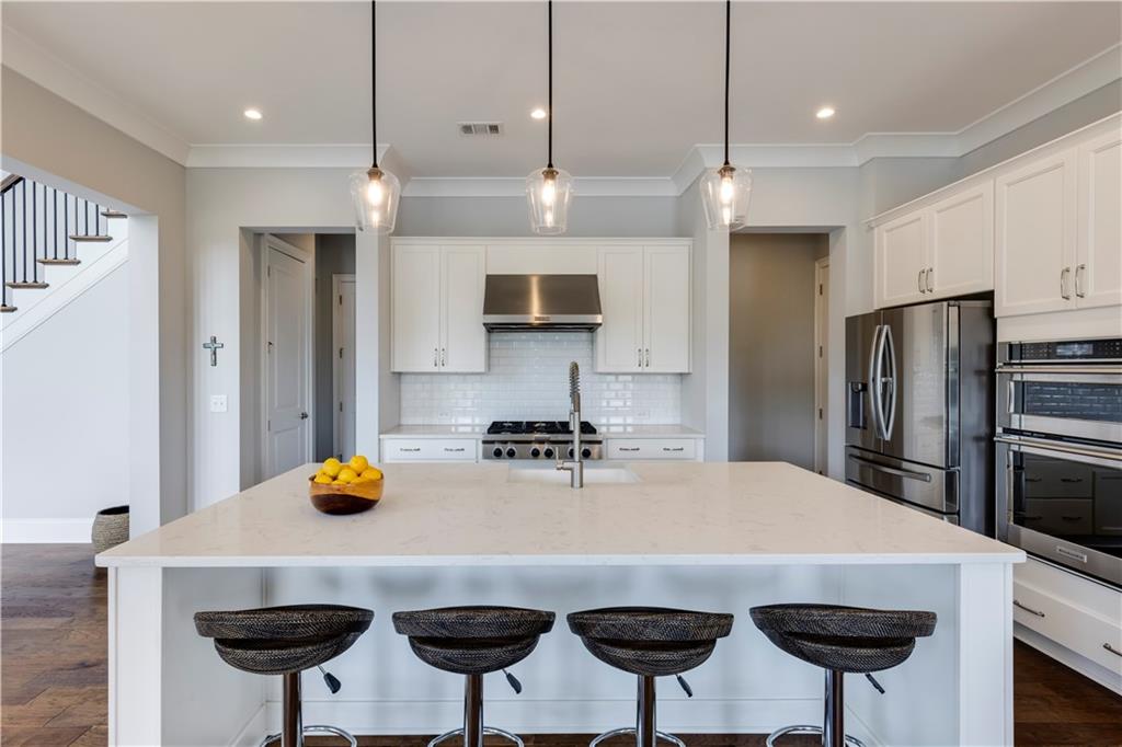 9115 Eifel Court