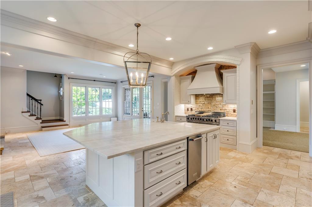 185 High Bluff Court