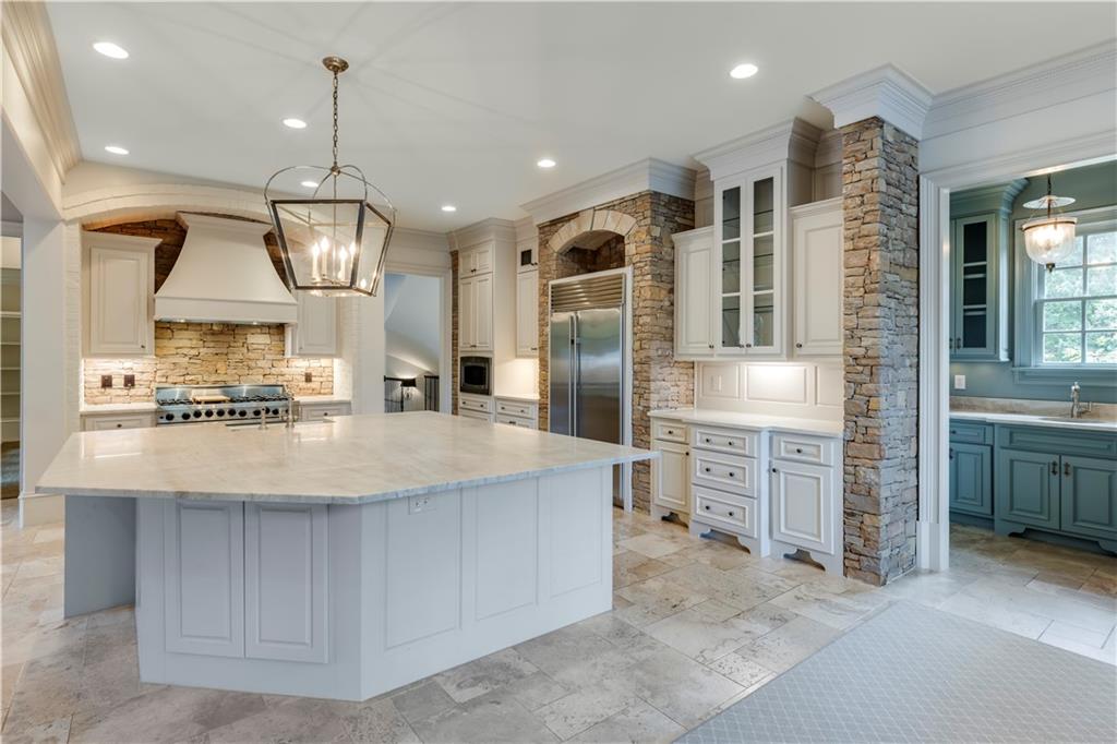 185 High Bluff Court