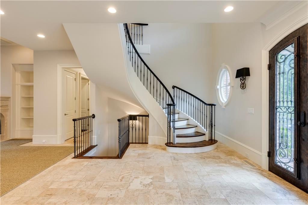 185 High Bluff Court