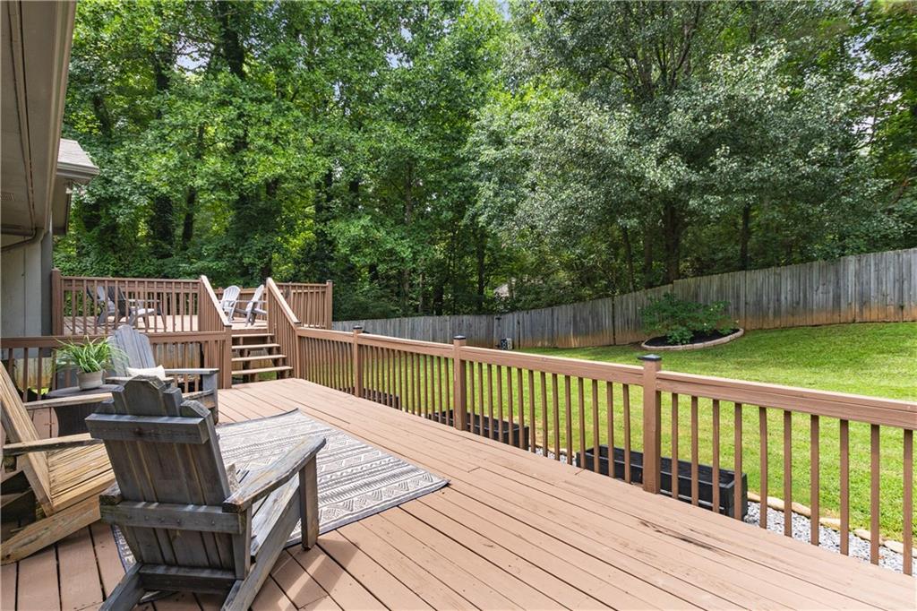 1651 Northwoods Drive