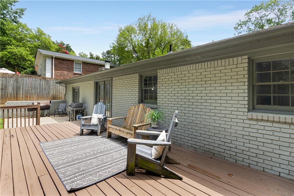 1651 Northwoods Drive