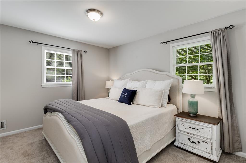 1651 Northwoods Drive