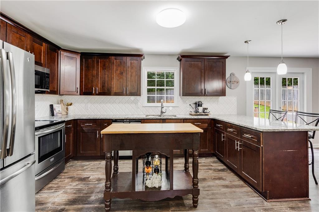 1651 Northwoods Drive
