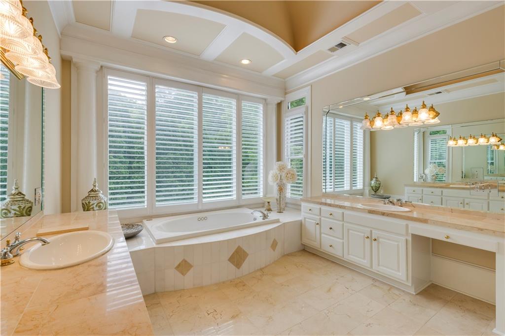 460 Verdi Lane