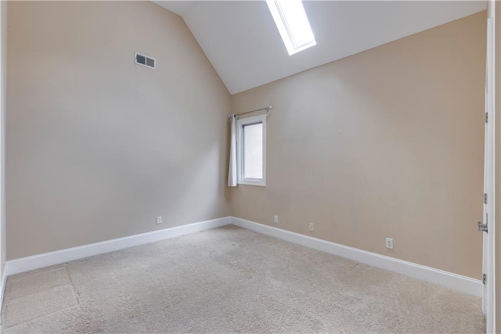 460 Verdi Lane