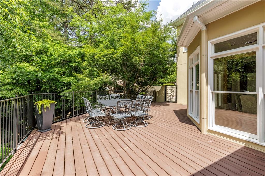 460 Verdi Lane