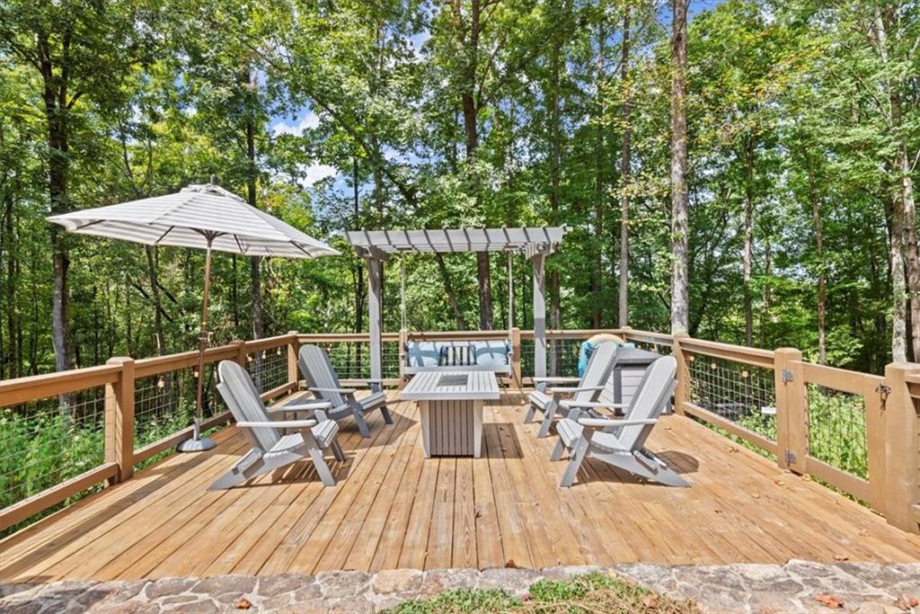 411 River Bluff Lane