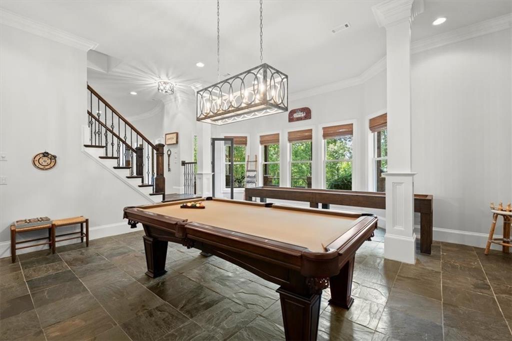 411 River Bluff Lane