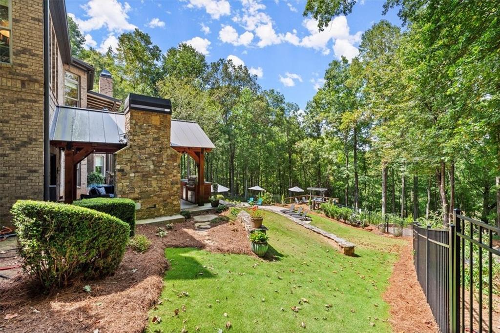 411 River Bluff Lane