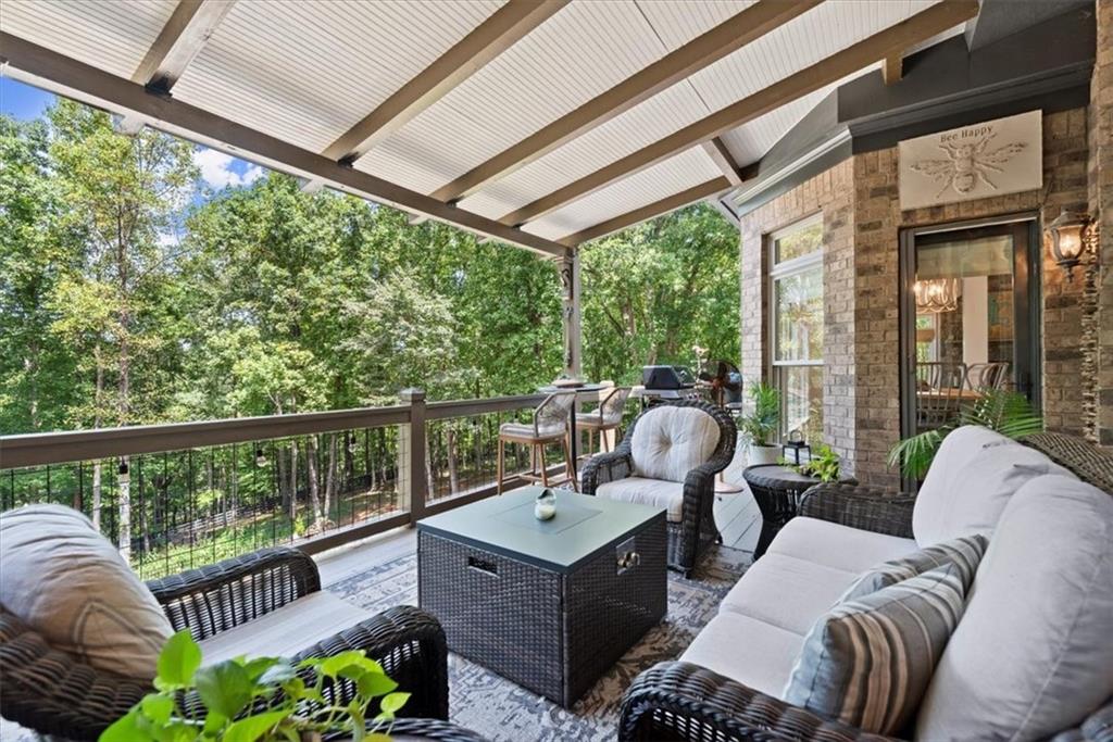 411 River Bluff Lane