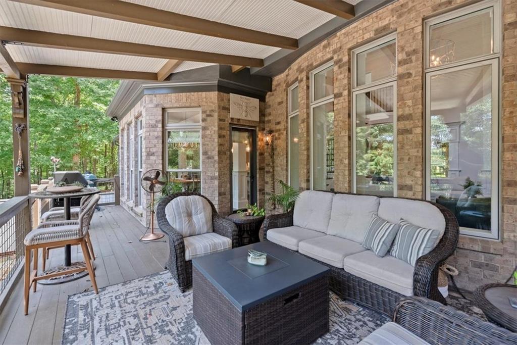 411 River Bluff Lane