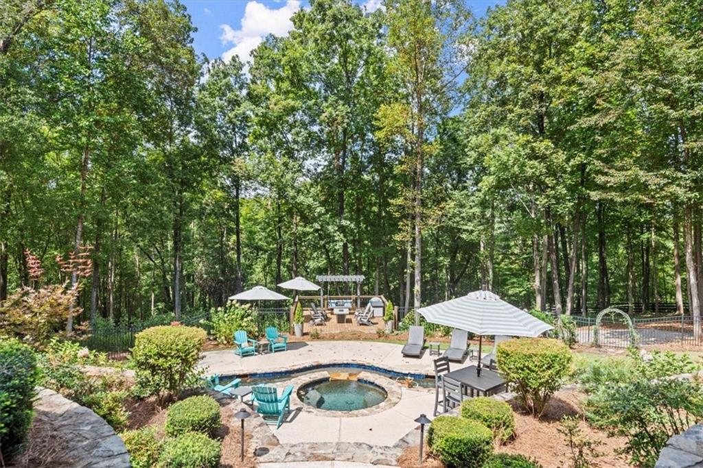 411 River Bluff Lane