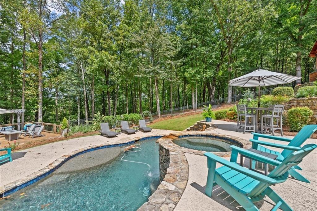 411 River Bluff Lane