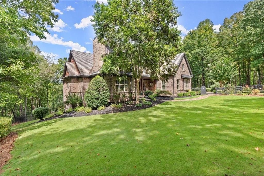 411 River Bluff Lane