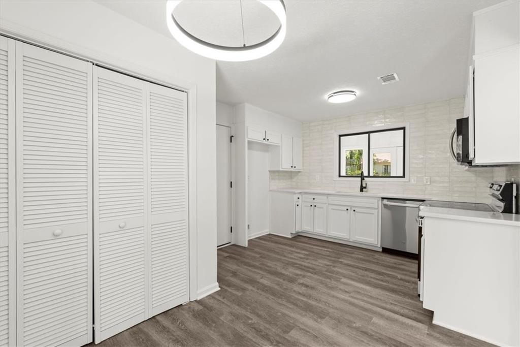 2116 N Sound Trail