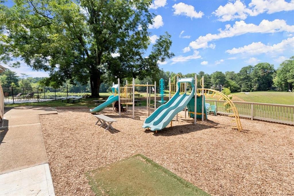 2116 N Sound Trail