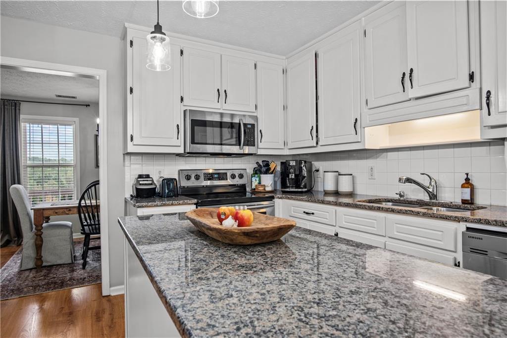 3158 VICTORIA RIDGE Drive
