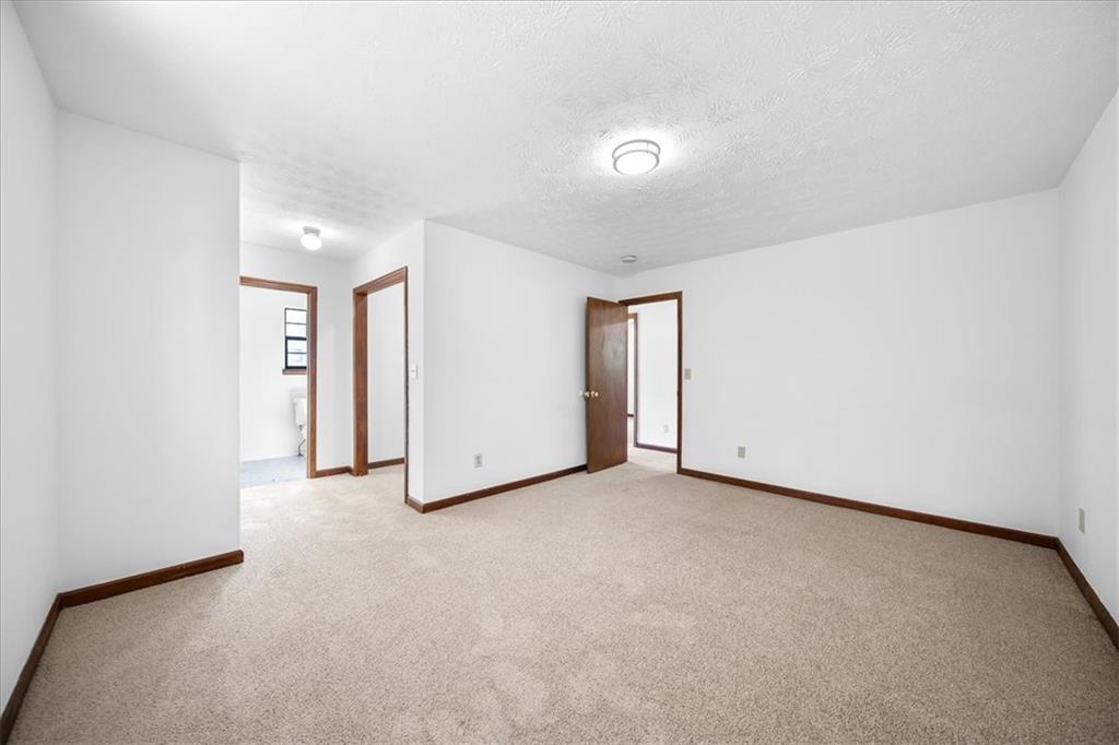 1600 Sky Crest Drive