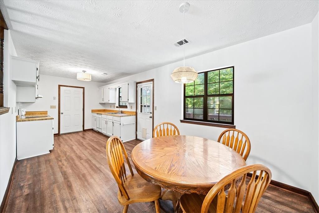 1600 Sky Crest Drive