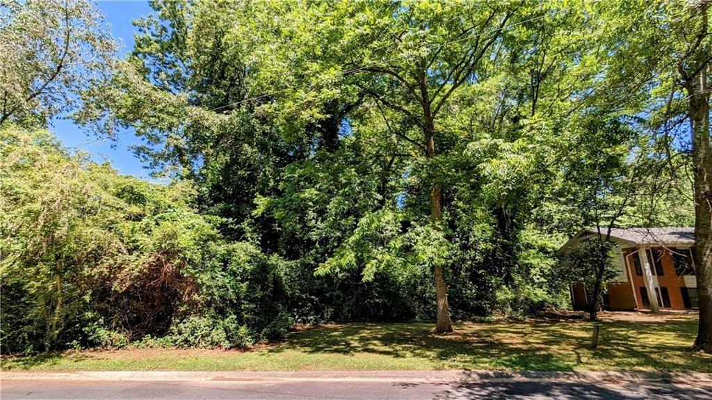 1325 Cedar Heights Drive