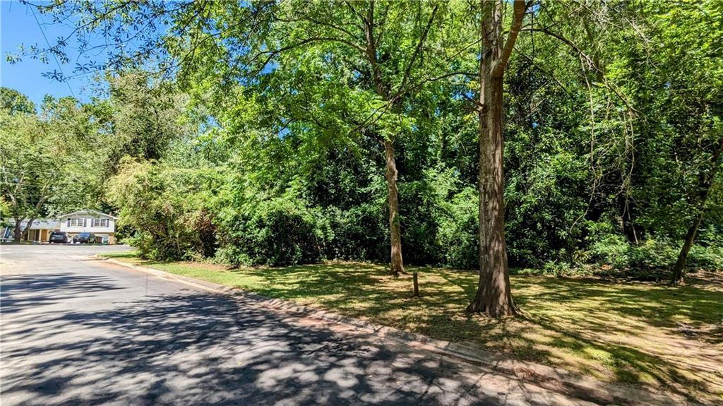 1325 Cedar Heights Drive