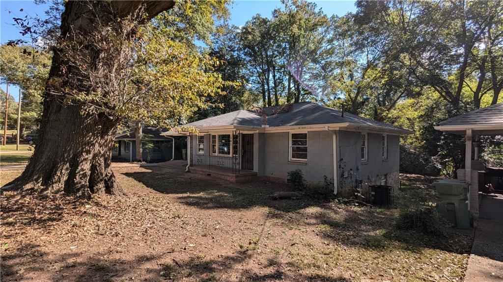 343 Laquita Drive SE
