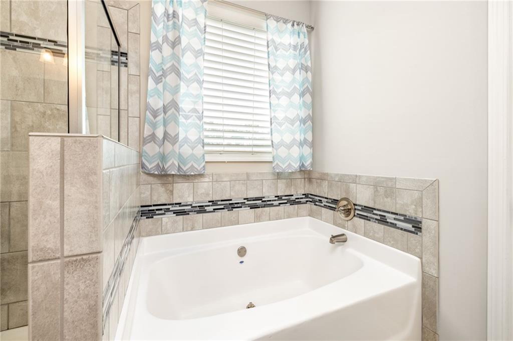 6109 Summerall Circle