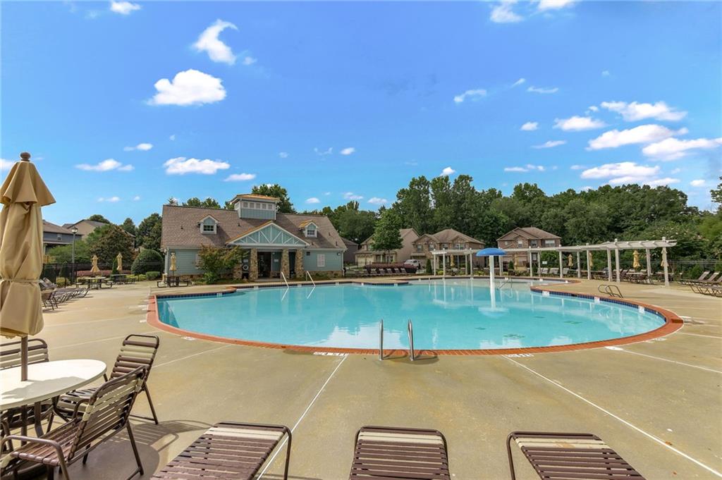 6109 Summerall Circle