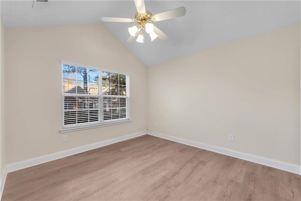 4022 Vineyards Lane