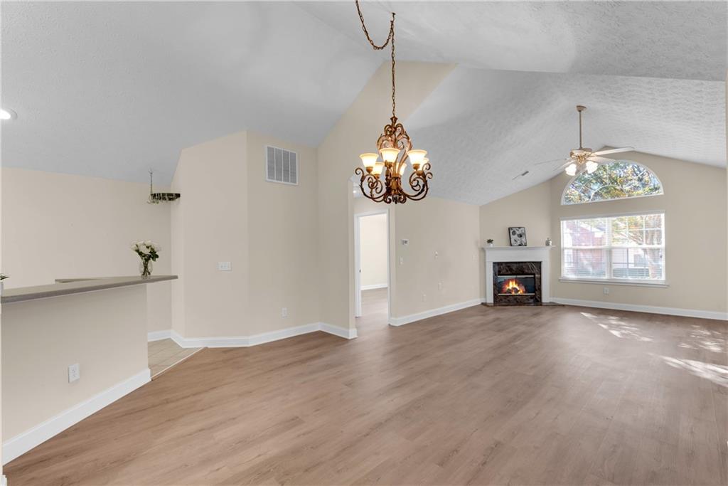 4022 Vineyards Lane