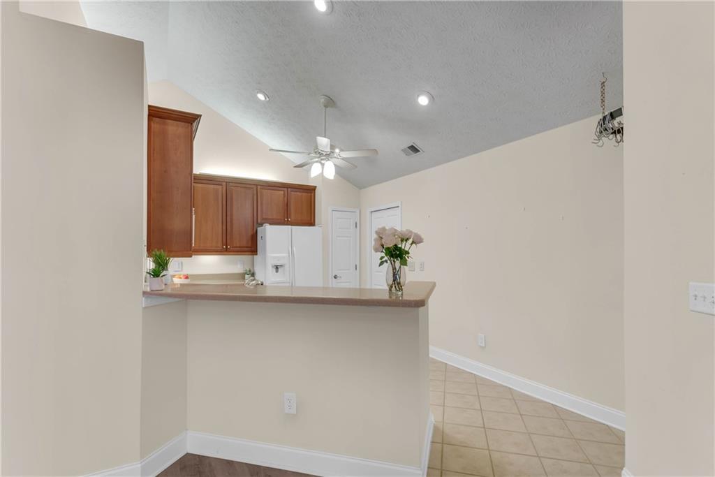 4022 Vineyards Lane