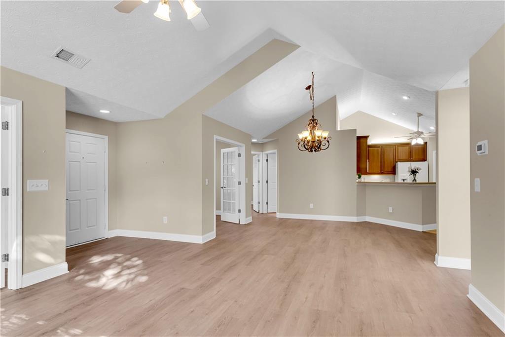 4022 Vineyards Lane