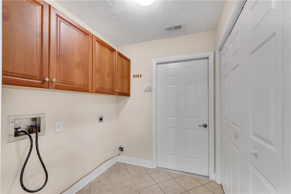 4022 Vineyards Lane