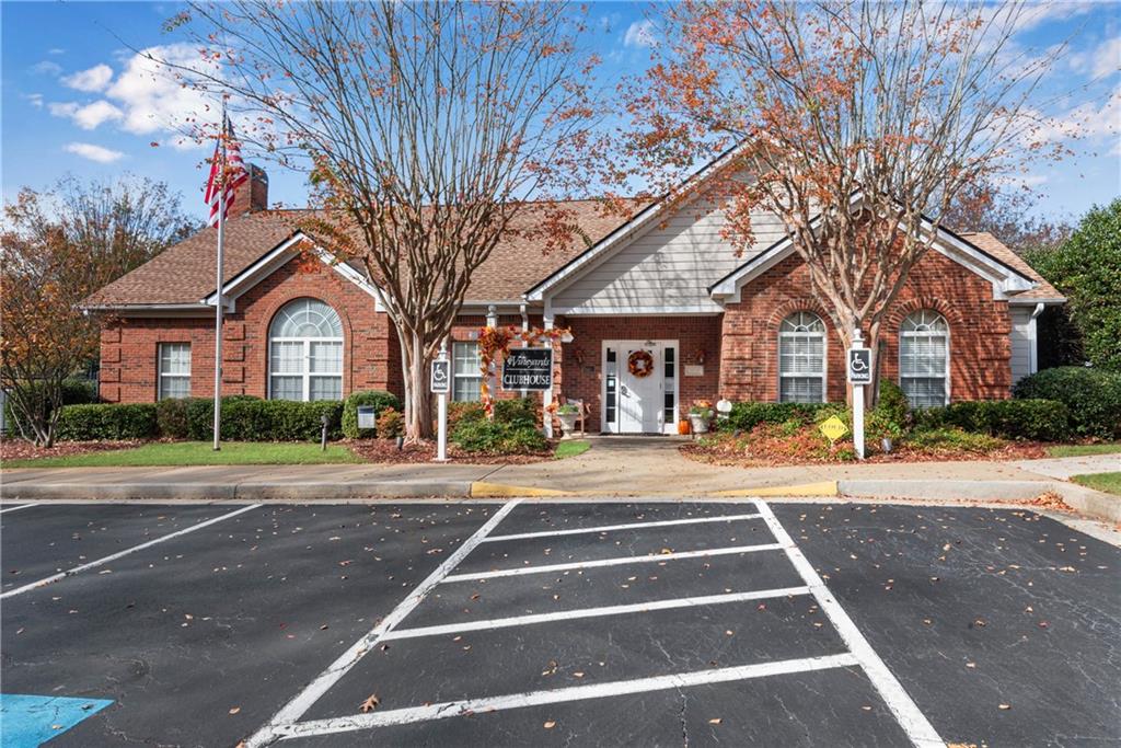 4022 Vineyards Lane