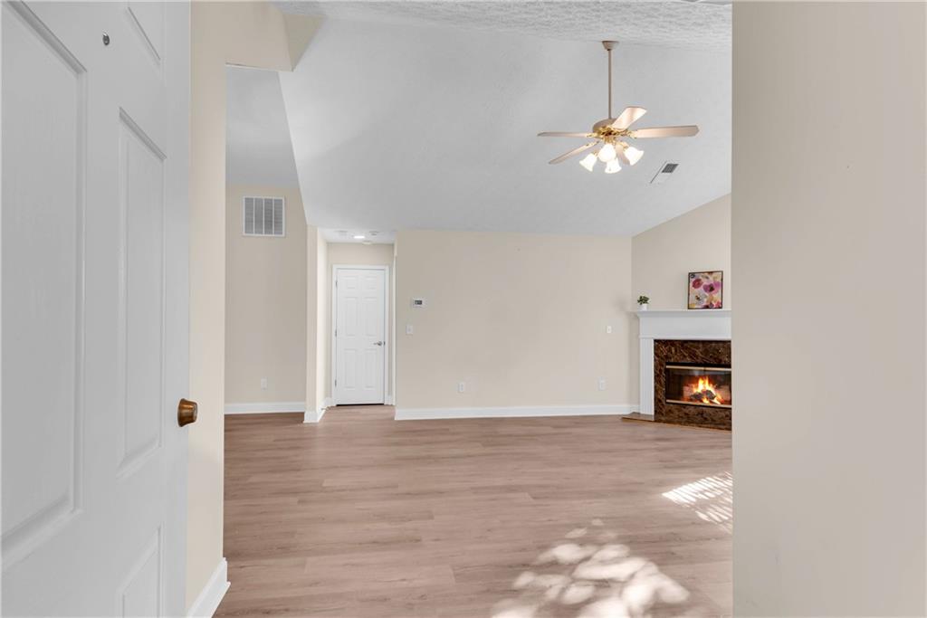 4022 Vineyards Lane