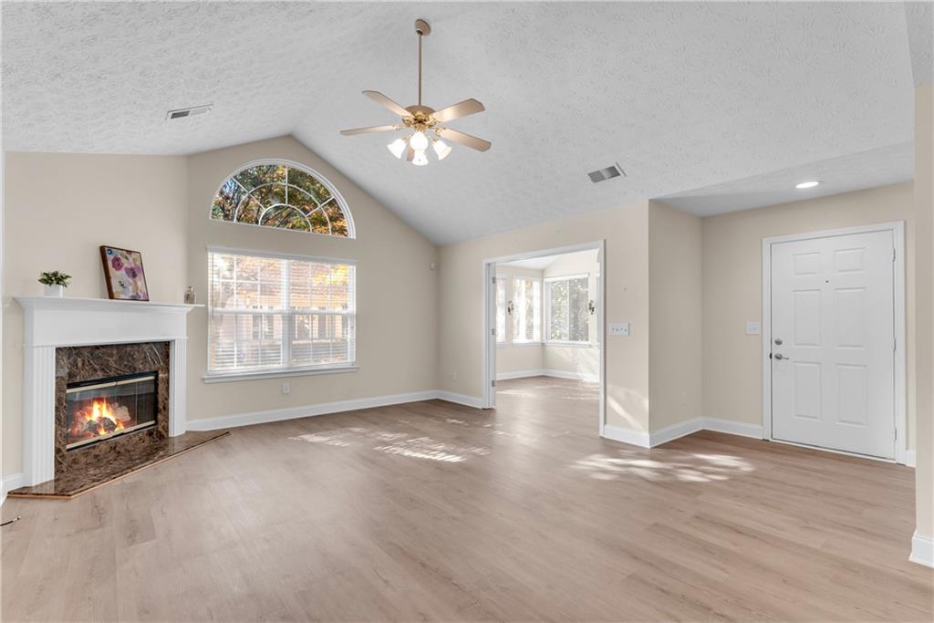 4022 Vineyards Lane
