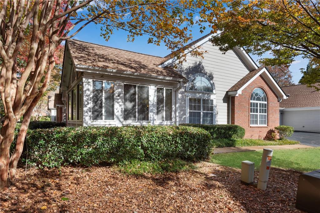 4022 Vineyards Lane