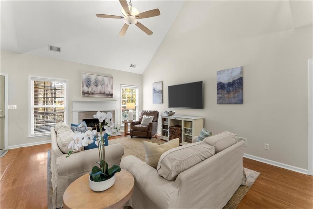 2252 Rosemoore Walk