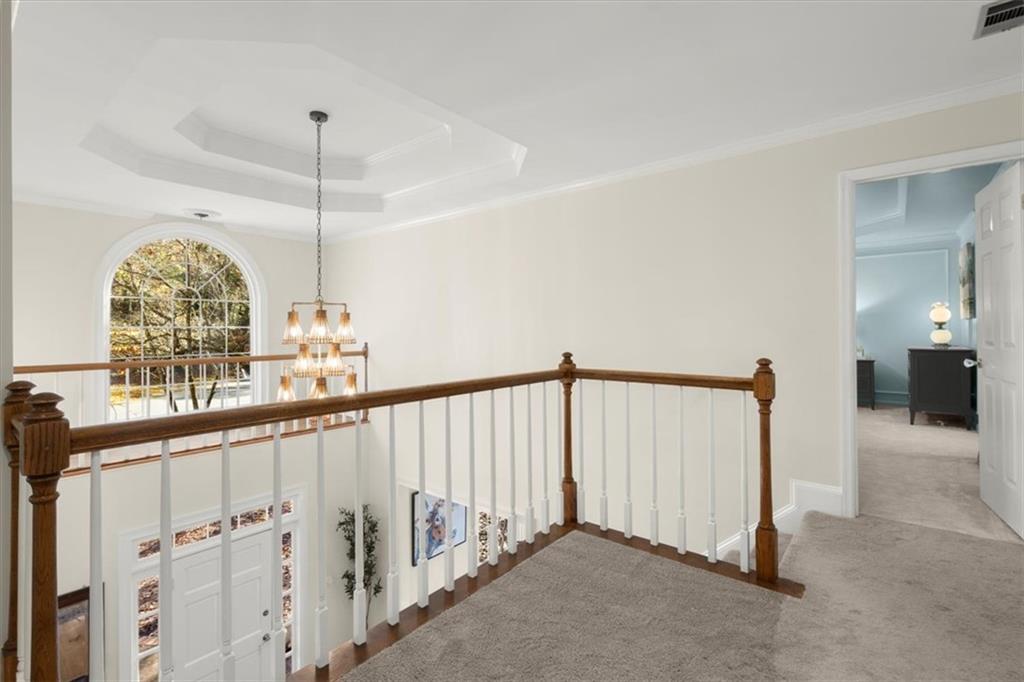 4354 Summit View