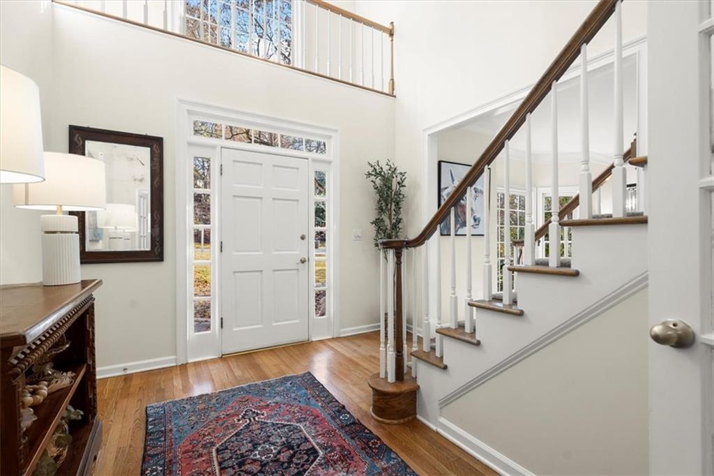 4354 Summit View