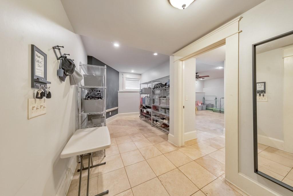 3172 Lynwood Drive NE