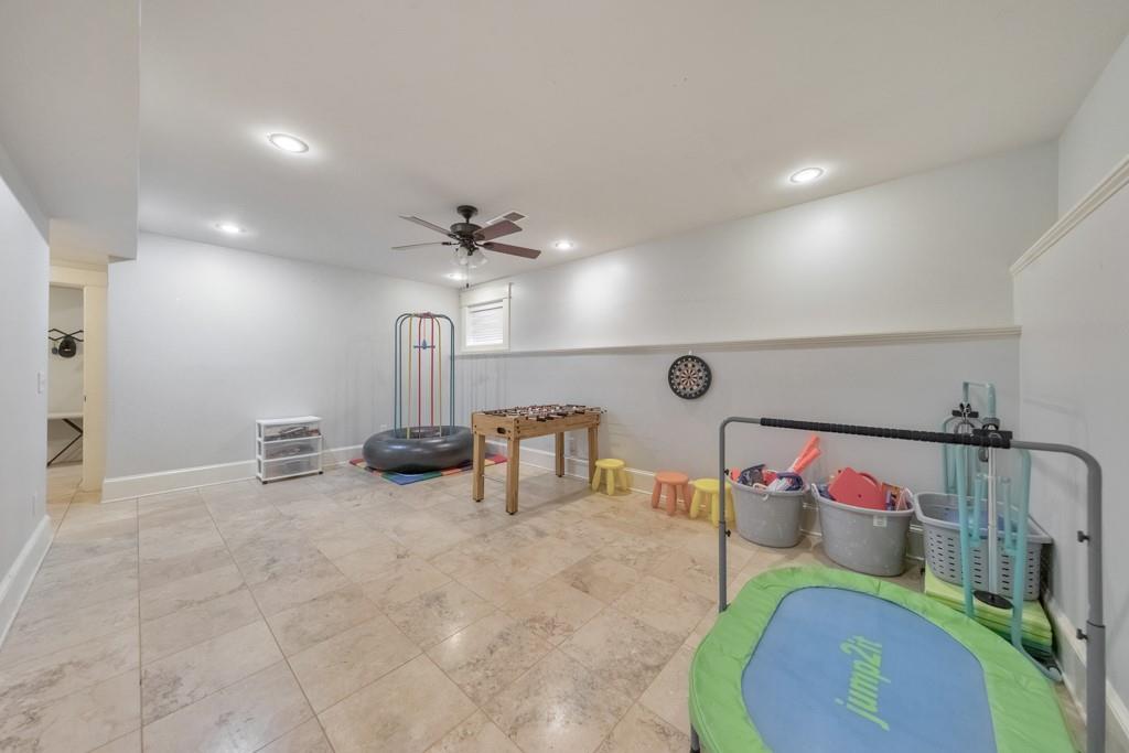 3172 Lynwood Drive NE