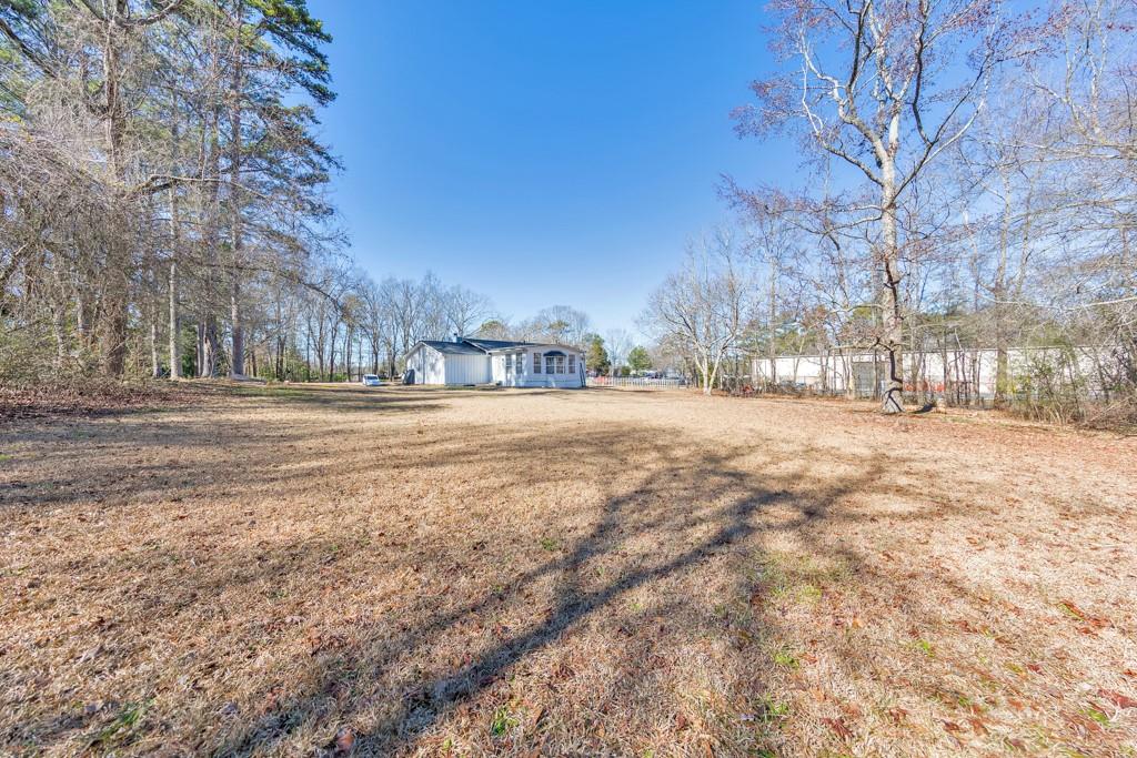 1506 McIntosh Road